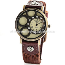 Unique design cow leather strap antique quartz watch